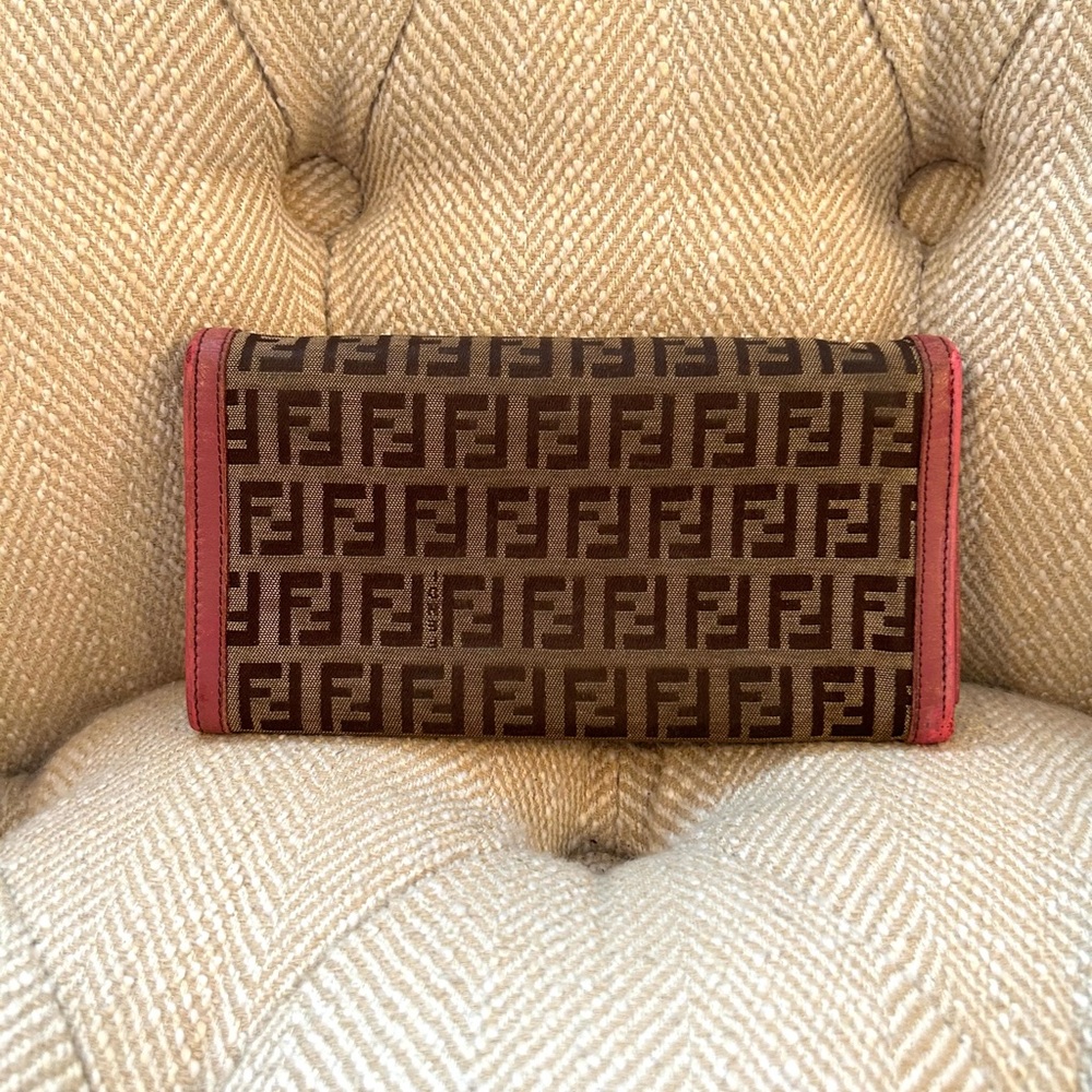 Authentic Fendi Zucchino Canvas Pink Leather Bifold Wallet - Picture 3 of 11